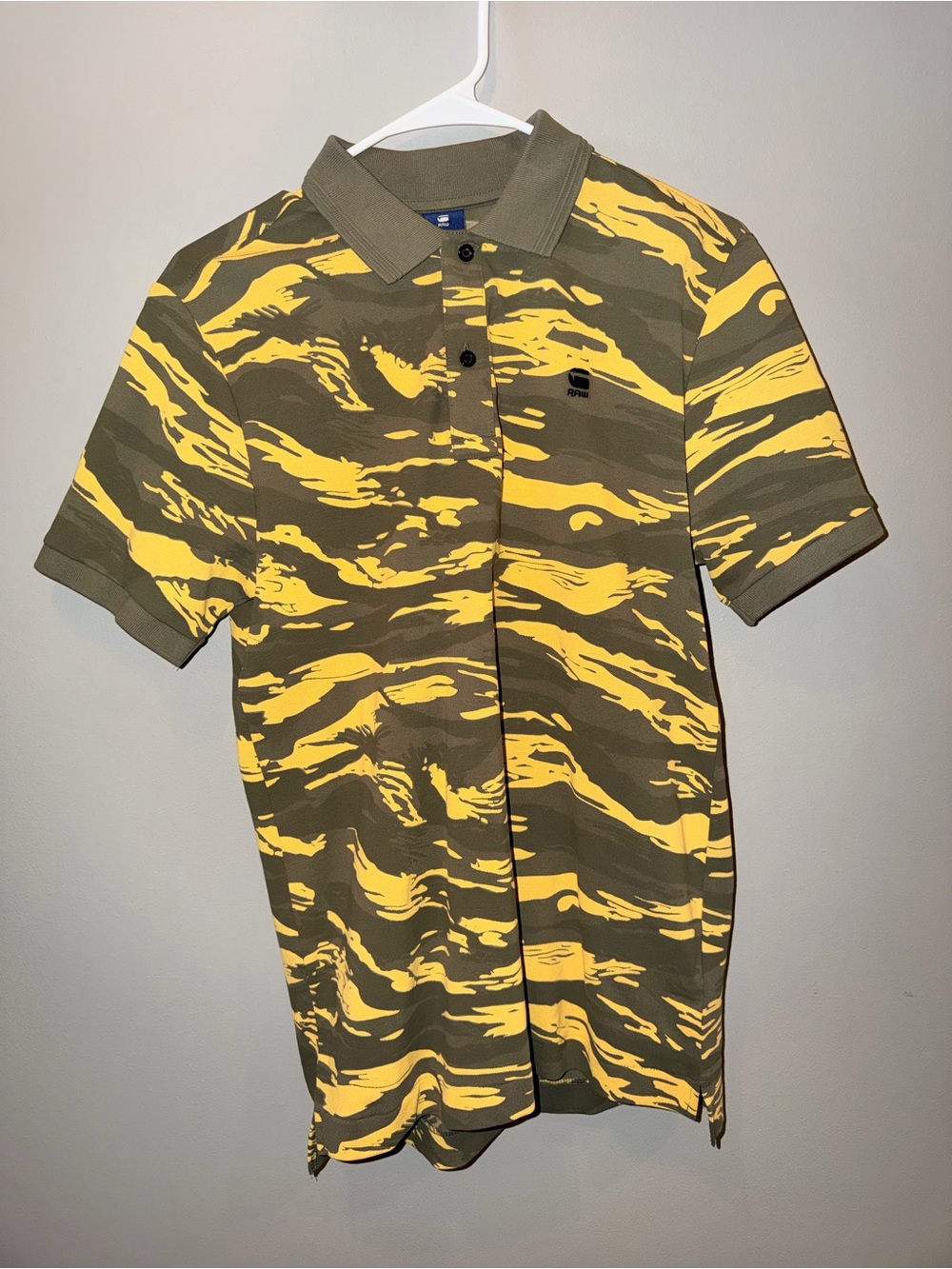 G-Star size Small men’s Olive and Yellow Camouflage Polo Shirt Streetwear